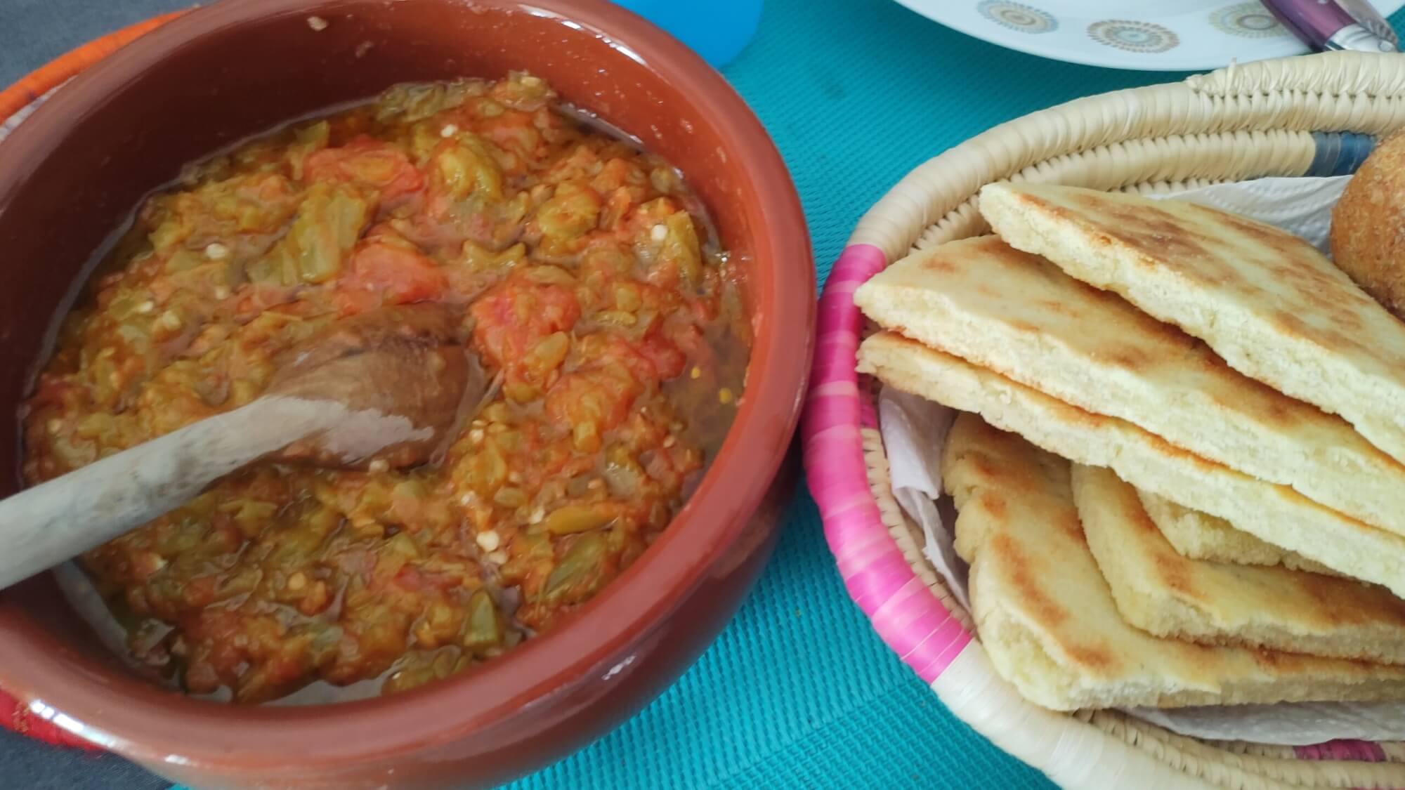 Hmis et aghroum
